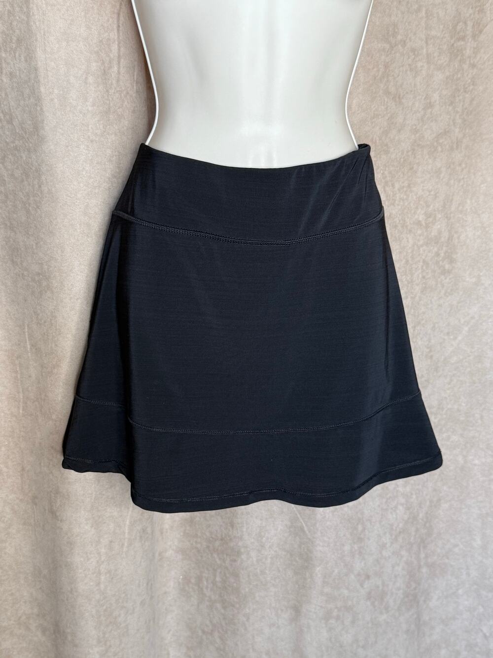 Calvin Klein Performance Black Skort  L